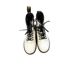 DR MARTENS Girls Zavala J White Combat Boots US M 2 Zip